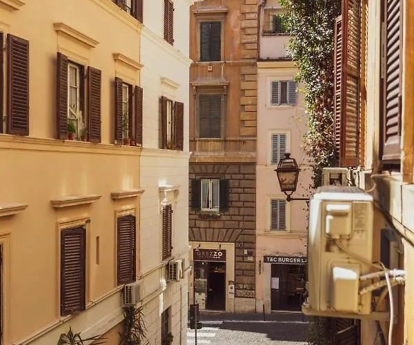 Monti Colosseum Rome